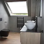 Dichtbijzee 우스터렌드