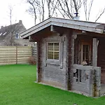 Hotel Dichtbijzee 3*