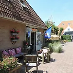 Dichtbijzee Hotel Oosterend (Terschelling)