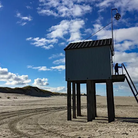 Hotell Dichtbijzee Oosterend (Terschelling)