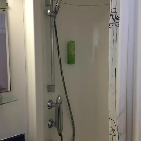 Hotell Dichtbijzee Oosterend (Terschelling)