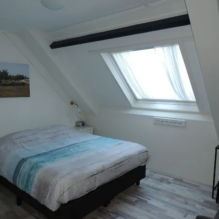 Dichtbijzee Hotell