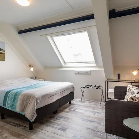 Dichtbijzee 3*