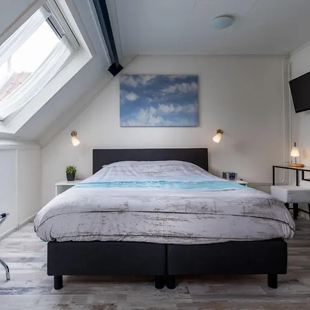 Dichtbijzee Hotell Oosterend (Terschelling)
