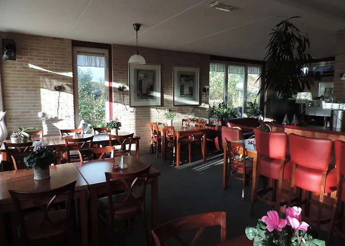 Hotell Dichtbijzee Oosterend (Terschelling)