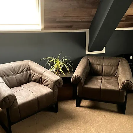 Dichtbijzee אוסטרנד