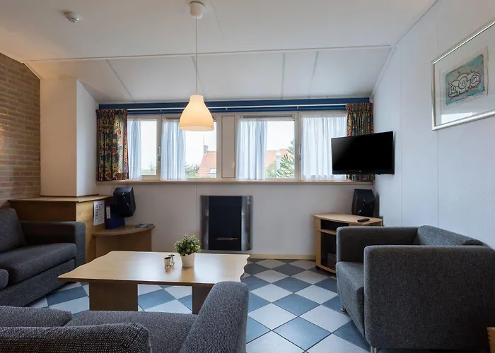 מלון Dichtbijzee